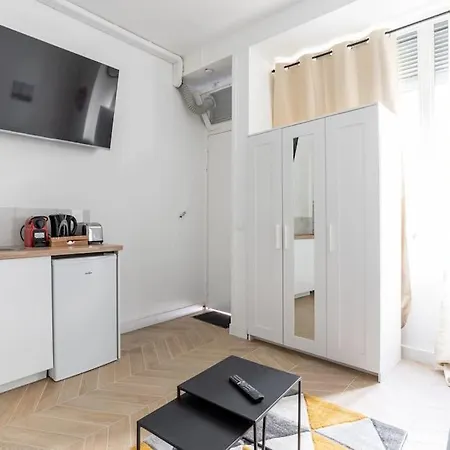 Montmartre/tretaigne : Cosy Studio 2p アパート *